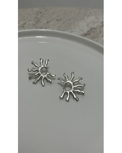 Güneş Figürlü Küpe