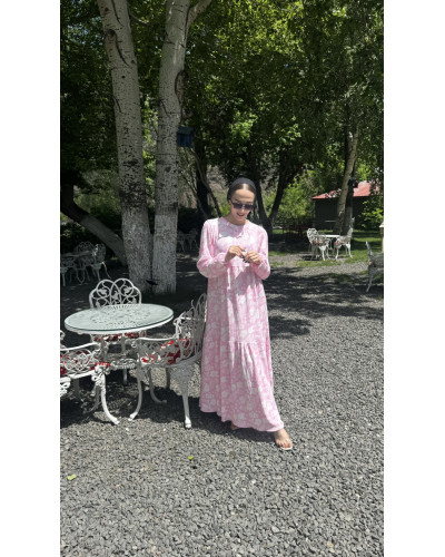 Pembe Çiçekli Elbise