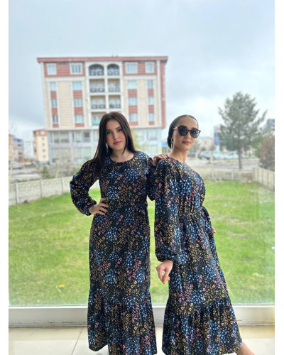 Yohanes Çiçekli Elbise