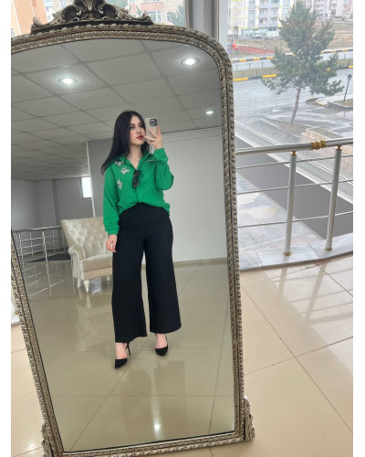 Türkan Yeşil Keten Gömlek