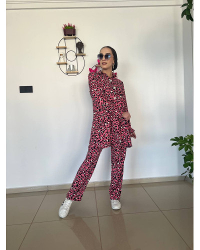 Helena Pembe Leopar Takım